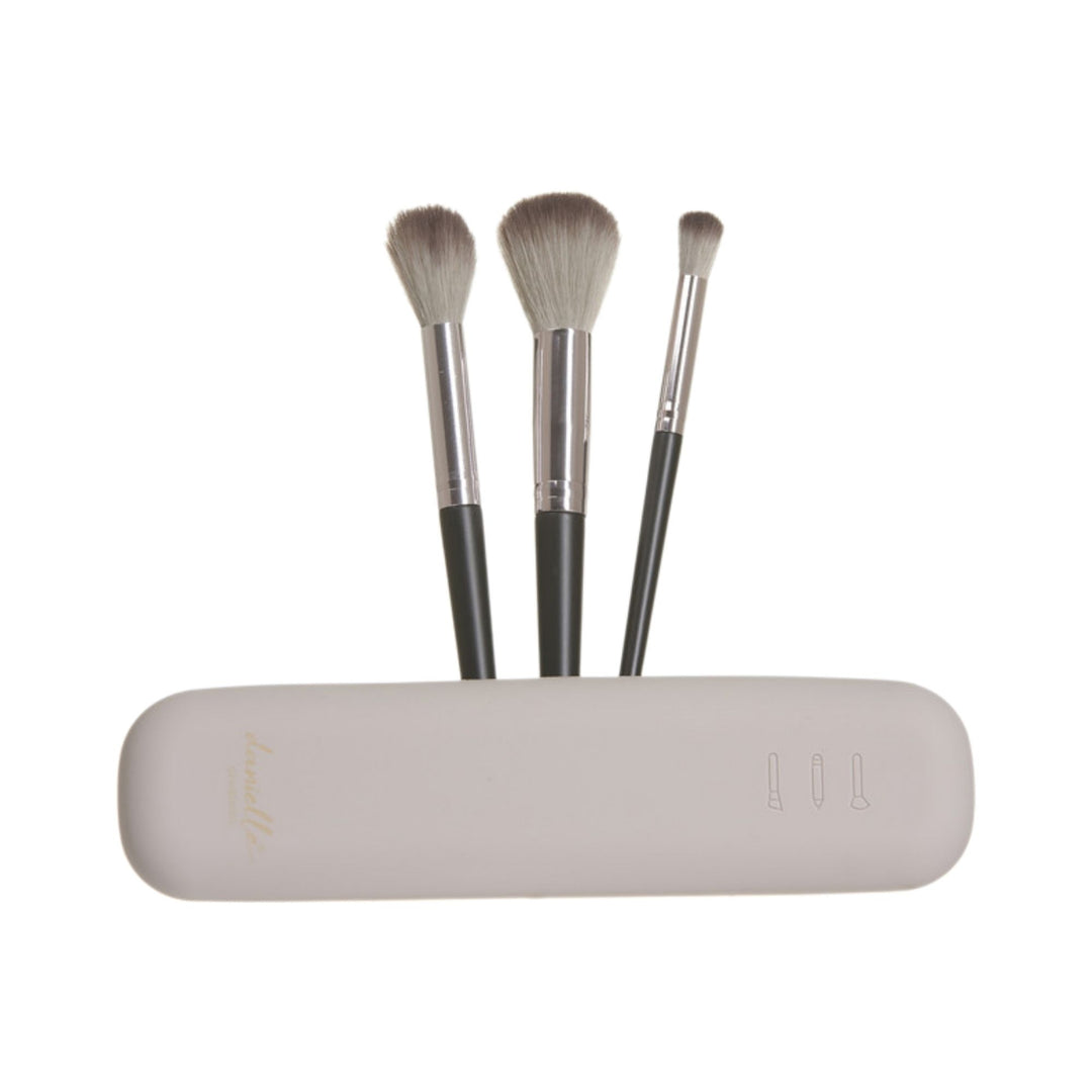 Travel Make-up Brushes with Silicone Cover